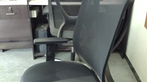 Snapshot of marinavine chatting on December 25, 2024, 4:12 am The SHY UncutBoy online show from December 25, 2024, 4:12 am