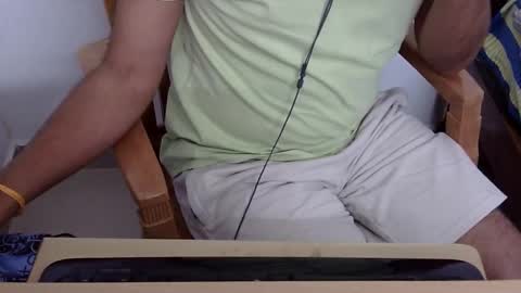 Snapshot of marinavine chatting on January 18, 2025, 5:59 pm The SHY UncutBoy online show from January 18, 2025, 5:59 pm