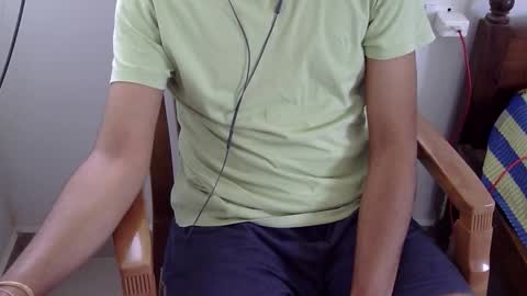 Snapshot of marinavine chatting on September 13, 2025, 9:53 am The SHY UncutBoy online show from September 13, 2025, 9:53 am