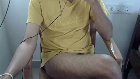 Snapshot of marinavine chatting on July 19, 2026, 1:09 am The SHY UncutBoy online show from July 19, 2026, 1:09 am