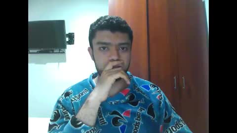 Snapshot of mario98e chatting on June 8, 2026, 2:23 am mario98e online show from June 8, 2026, 2:23 am