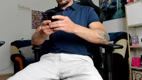 Snapshot of marioslim chatting on July 9, 2026, 4:49 am marioslim online show from July 9, 2026, 4:49 am