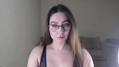 Snapshot of marishaarimova chatting on October 17, 2025, 4:42 pm Marisha Arimova online show from October 17, 2025, 4:42 pm