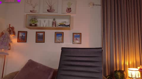 Snapshot of marivimichel_s chatting on April 9, 2026, 9:58 am marivimichel_s online show from April 9, 2026, 9:58 am
