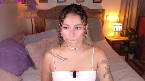 Snapshot of marivimichel_s chatting on May 4, 2026, 9:49 am marivimichel_s online show from May 4, 2026, 9:49 am