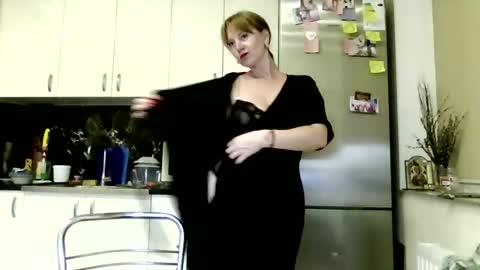 Snapshot of marizafouset chatting on June 26, 2026, 10:36 pm MarizaFouset online show from June 26, 2026, 10:36 pm