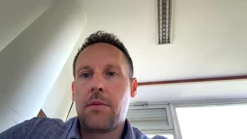 Mark online show from May 4, 2026, 8:43 am