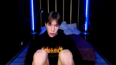 Snapshot of mark_branston chatting on October 7, 2025, 3:53 pm Mark online show from October 7, 2025, 3:53 pm