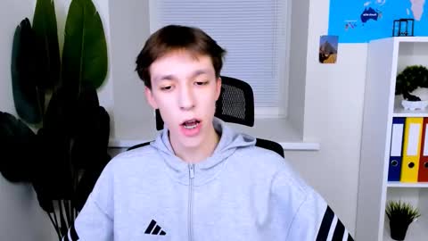 Snapshot of mark_branston chatting on December 5, 2025, 3:52 pm Mark online show from December 5, 2025, 3:52 pm