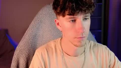 mark_caron online show from September 20, 2025, 9:16 pm