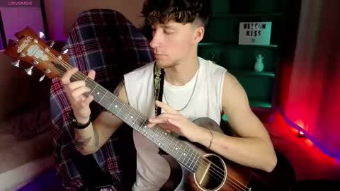 mark_caron online show from September 28, 2025, 8:14 pm