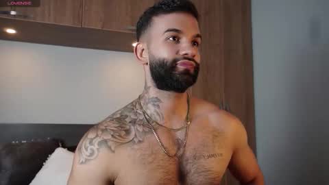 Mark online show from September 13, 2025, 7:57 pm