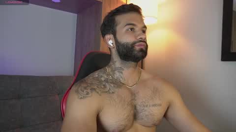 Mark online show from March 10, 2026, 11:43 pm