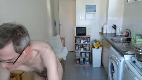 mark_islington online show from September 25, 2025, 11:14 am