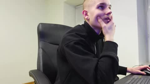 MARK KARSON online show from January 12, 2026, 6:13 pm