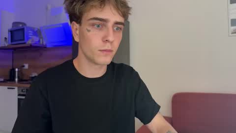 Mark 3 online show from October 8, 2025, 2:14 pm