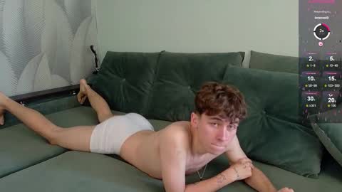 Snapshot of mark_safr chatting on September 20, 2025, 6:25 am Mark online show from September 20, 2025, 6:25 am