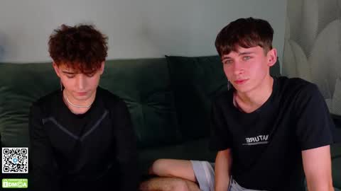 Snapshot of mark_safr chatting on November 25, 2025, 1:55 pm Mark online show from November 25, 2025, 1:55 pm