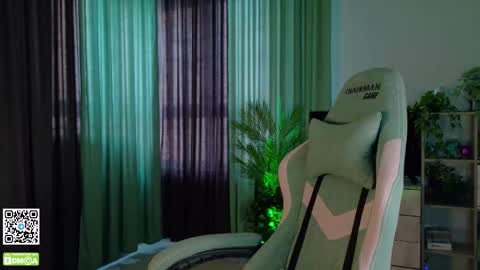 Snapshot of mark_safr chatting on November 29, 2025, 7:11 am Mark online show from November 29, 2025, 7:11 am