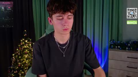 Mark online show from December 21, 2025, 1:07 pm