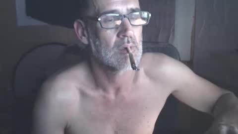 Snapshot of markbcnx chatting on December 15, 2025, 7:01 am markbcnx online show from December 15, 2025, 7:01 am