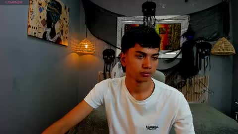 markbowie online show from November 4, 2025, 11:31 am