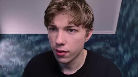 Snapshot of markshot_ chatting on November 3, 2025, 5:36 pm markshot_ online show from November 3, 2025, 5:36 pm