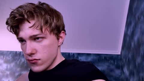 Snapshot of markshot_ chatting on November 6, 2025, 5:14 pm markshot_ online show from November 6, 2025, 5:14 pm