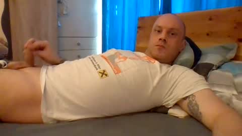 markus_7 online show from June 19, 2026, 6:18 am