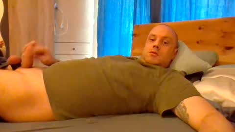 markus_7 online show from July 24, 2026, 1:09 pm