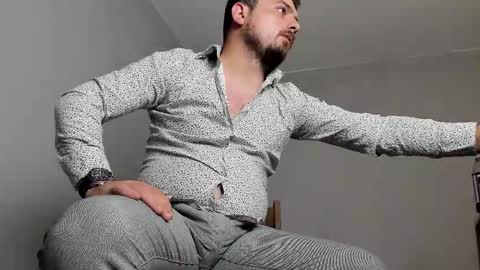 MARK online show from October 8, 2025, 8:39 pm