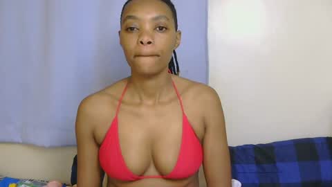 Snapshot of marly_babe chatting on July 5, 2026, 11:45 pm Marly online show from July 5, 2026, 11:45 pm