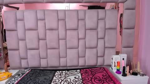 Marly Anal  online show from September 12, 2025, 1:55 pm