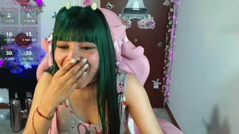 Snapshot of maron_baez chatting on April 11, 2026, 7:45 am maron online show from April 11, 2026, 7:45 am