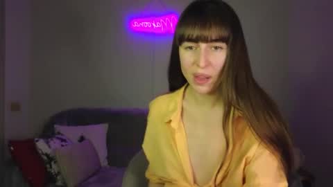 Snapshot of maroonaaa chatting on January 18, 2026, 4:22 pm Mary online show from January 18, 2026, 4:22 pm