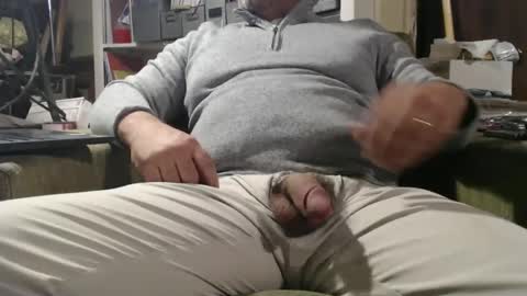 only fans marrieddad19751975 online show from February 9, 2025, 10:20 am