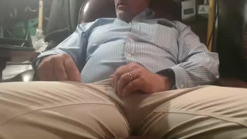 Snapshot of marrieddad19751975 chatting on May 21, 2026, 1:34 am only fans marrieddad19751975 online show from May 21, 2026, 1:34 am
