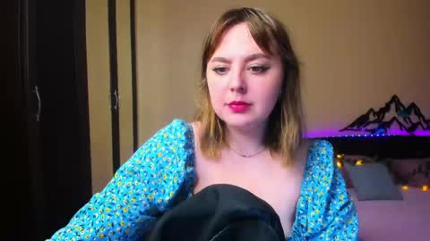 Snapshot of marry_evans_ chatting on May 6, 2026, 1:36 am marry_evans_ online show from May 6, 2026, 1:36 am