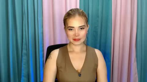 Snapshot of marry_jane04 chatting on December 2, 2025, 9:03 am Jane online show from December 2, 2025, 9:03 am