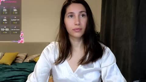 Snapshot of marrycolins chatting on October 15, 2025, 11:54 am marrycolins online show from October 15, 2025, 11:54 am