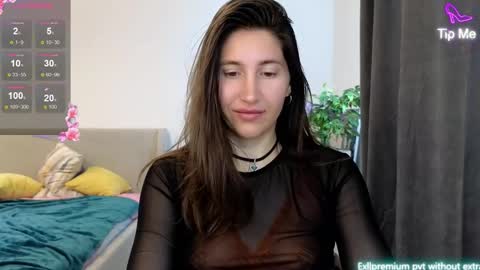 Snapshot of marrycolins chatting on October 23, 2025, 4:45 am marrycolins online show from October 23, 2025, 4:45 am