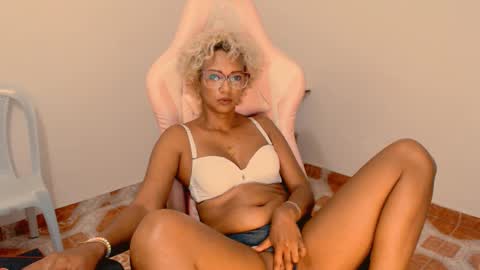 May online show from February 18, 2026, 6:59 pm