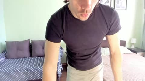 Alan online show from May 5, 2026, 4:42 am