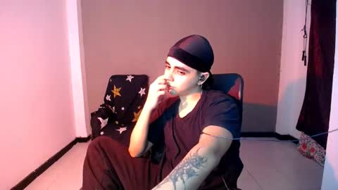 Snapshot of mars_miller chatting on January 7, 2026, 3:20 am Mars online show from January 7, 2026, 3:20 am