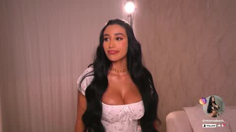 Snapshot of marsabass chatting on February 18, 2025, 10:03 pm online show from February 18, 2025, 10:03 pm