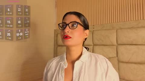 marscarlett online show from November 5, 2025, 11:21 am