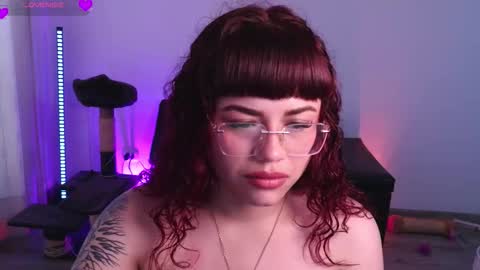 Snapshot of marsdoll chatting on October 21, 2025, 7:03 pm Marsdoll online show from October 21, 2025, 7:03 pm