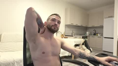 Snapshot of marselle_looker chatting on January 8, 2026, 1:13 pm Marselle online show from January 8, 2026, 1:13 pm
