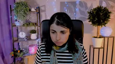 martaedams online show from April 27, 2026, 6:22 am
