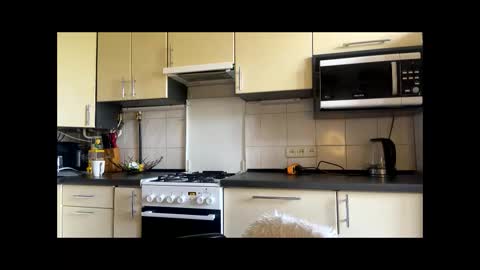 Snapshot of martaluna_ chatting on May 6, 2026, 8:19 am Marta online show from May 6, 2026, 8:19 am